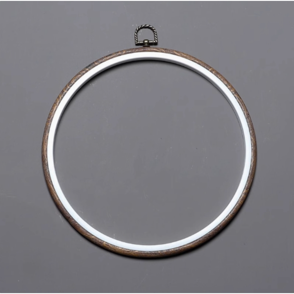 Round and Oval Embroidery Hoop Natural Material Adjustable For Embroidery, Cross Stitch and Ornaments